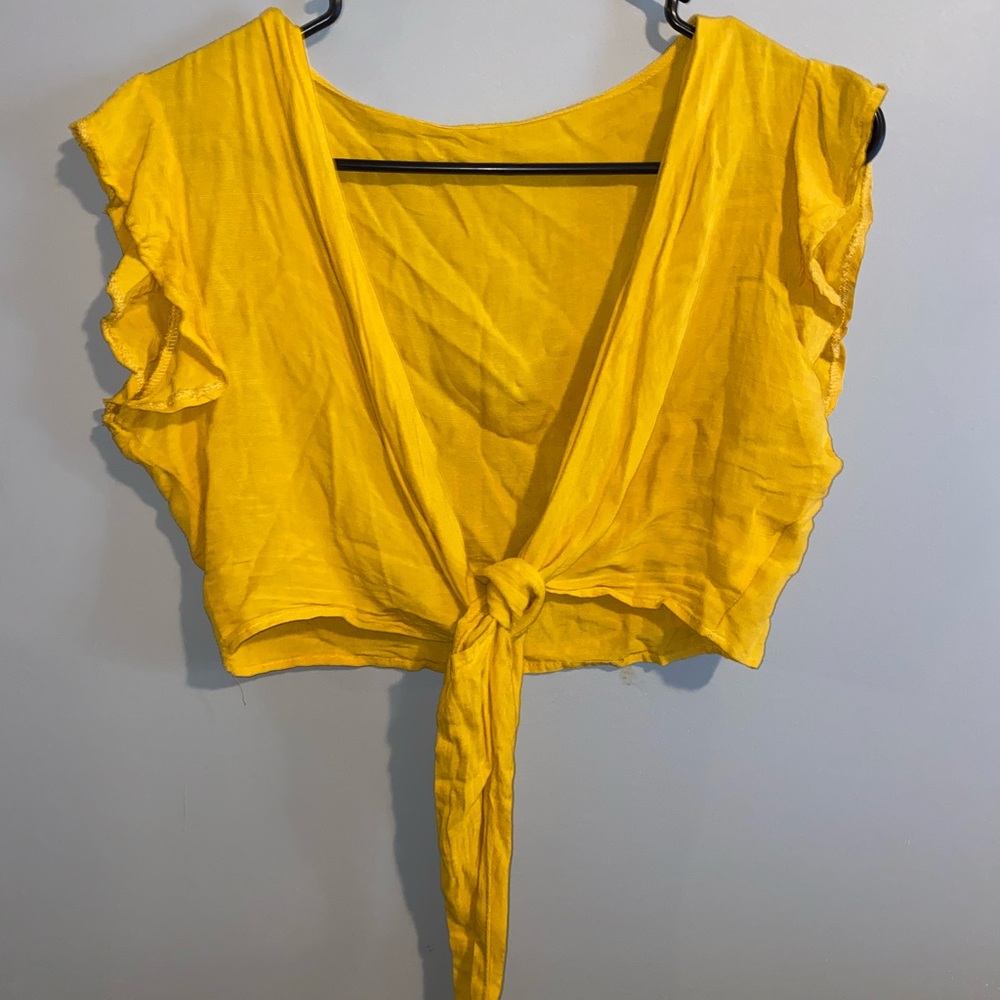 Yellow tie top